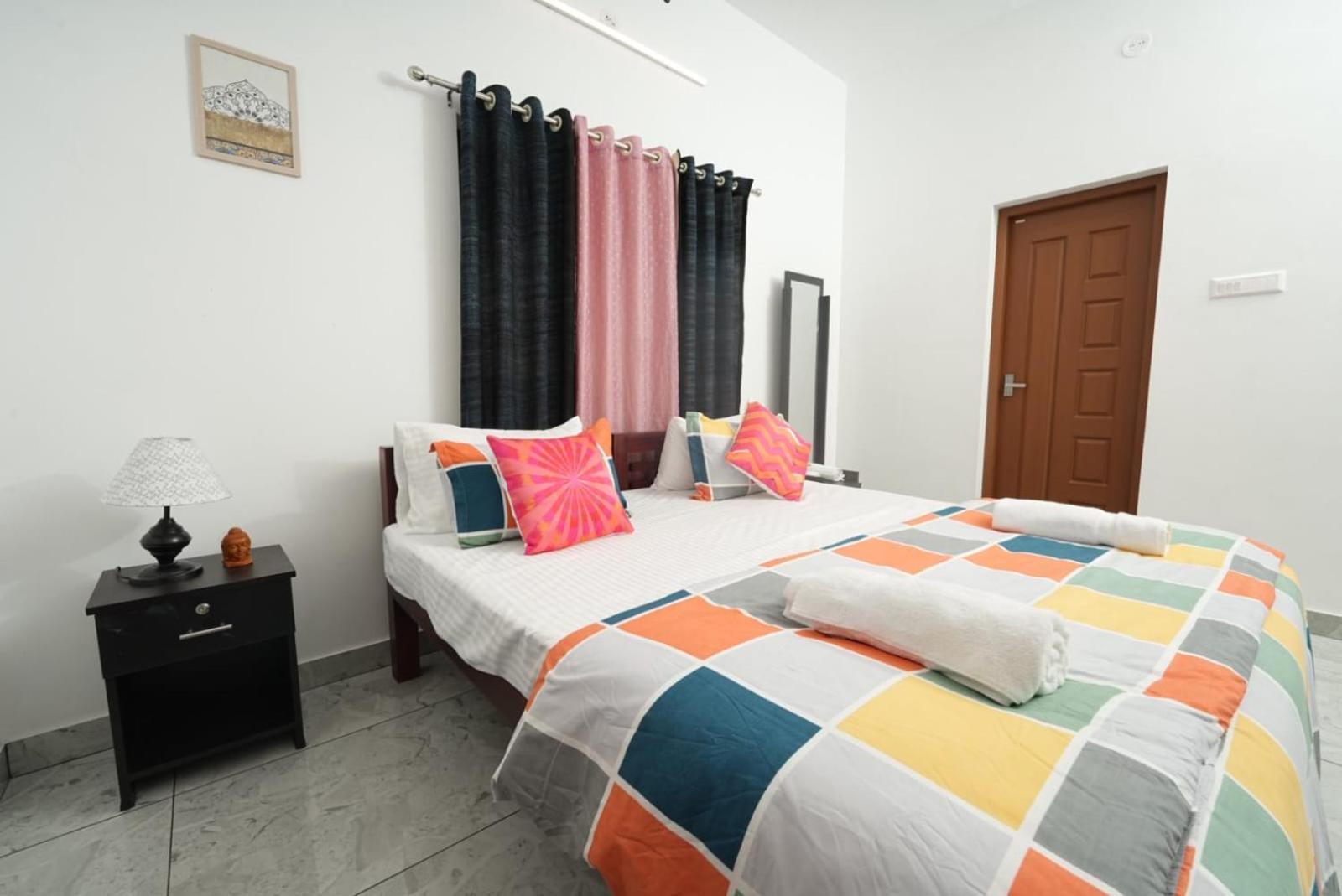 Villa Mantraa 瓦尔卡拉 外观 照片