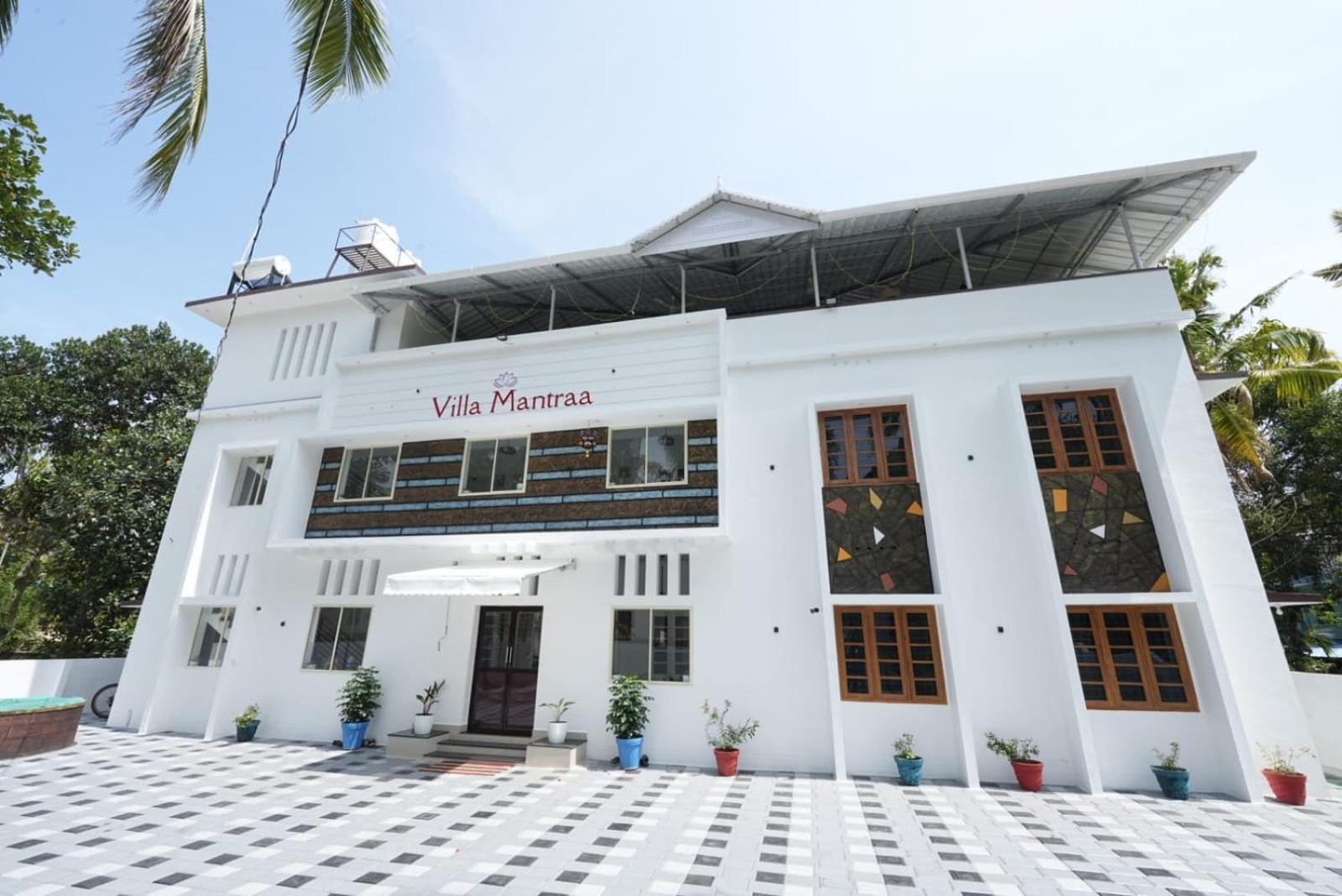 Villa Mantraa 瓦尔卡拉 外观 照片