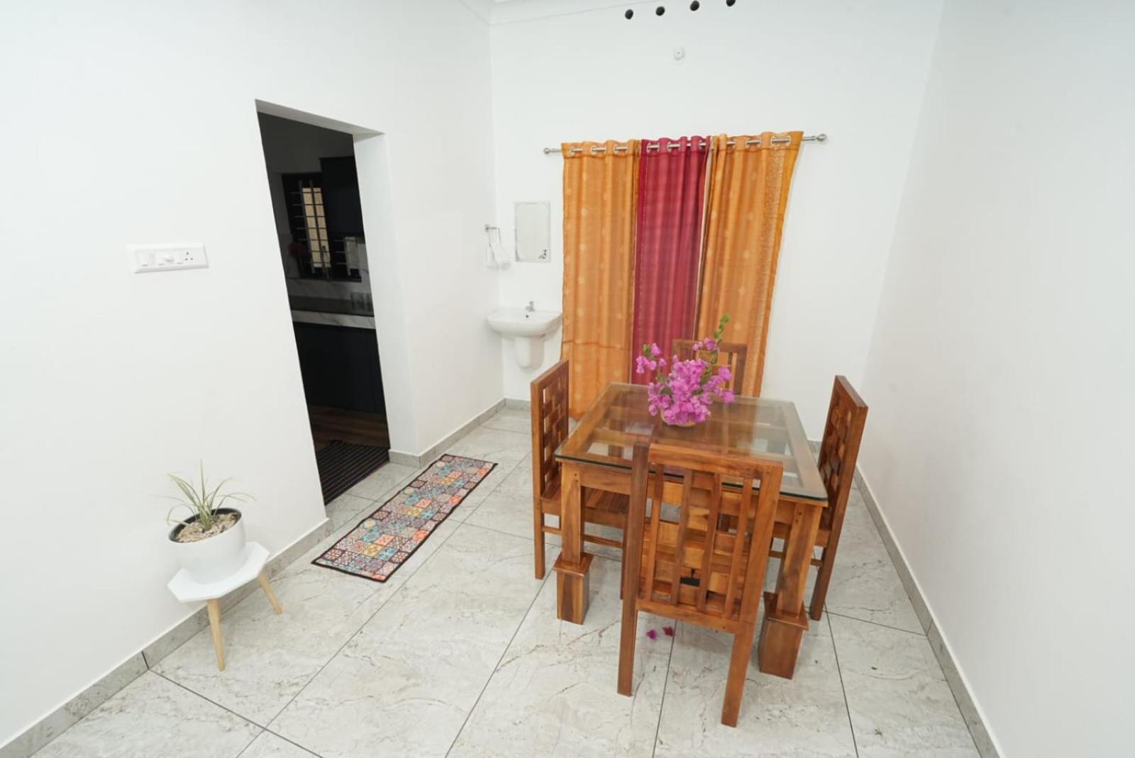 Villa Mantraa 瓦尔卡拉 外观 照片