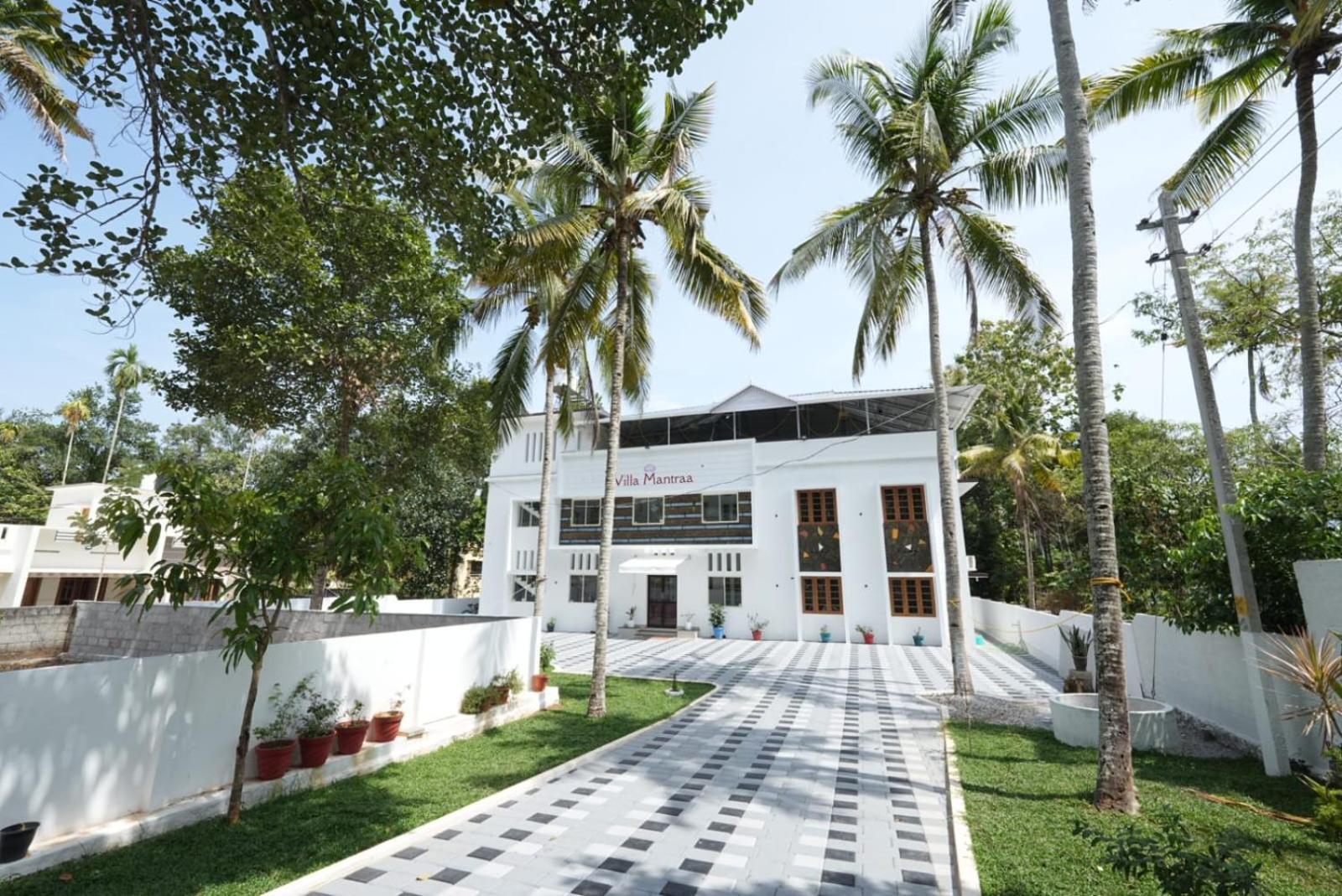 Villa Mantraa 瓦尔卡拉 外观 照片